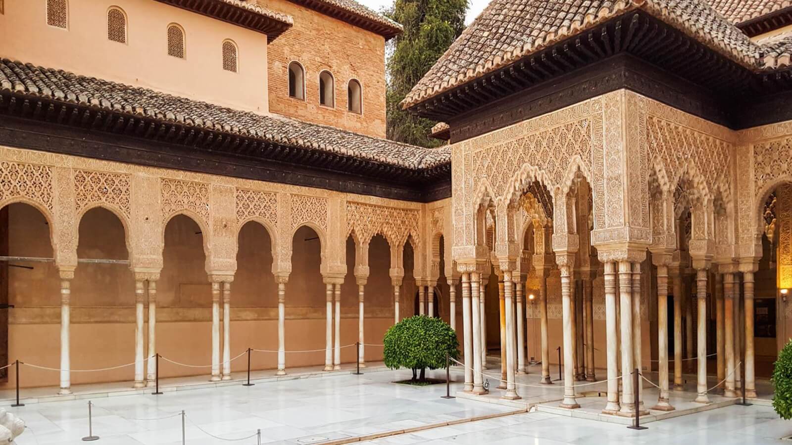 Отель Alhambra в Испании